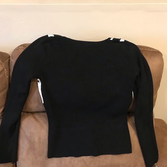 Black and White sequin sweater - Picture 2 of 2